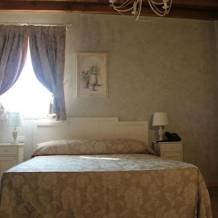 Relais Mondotella Pozzolengo Ngoại thất bức ảnh